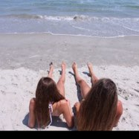 Meet your Posher, Ericka - Picture 1 of 1